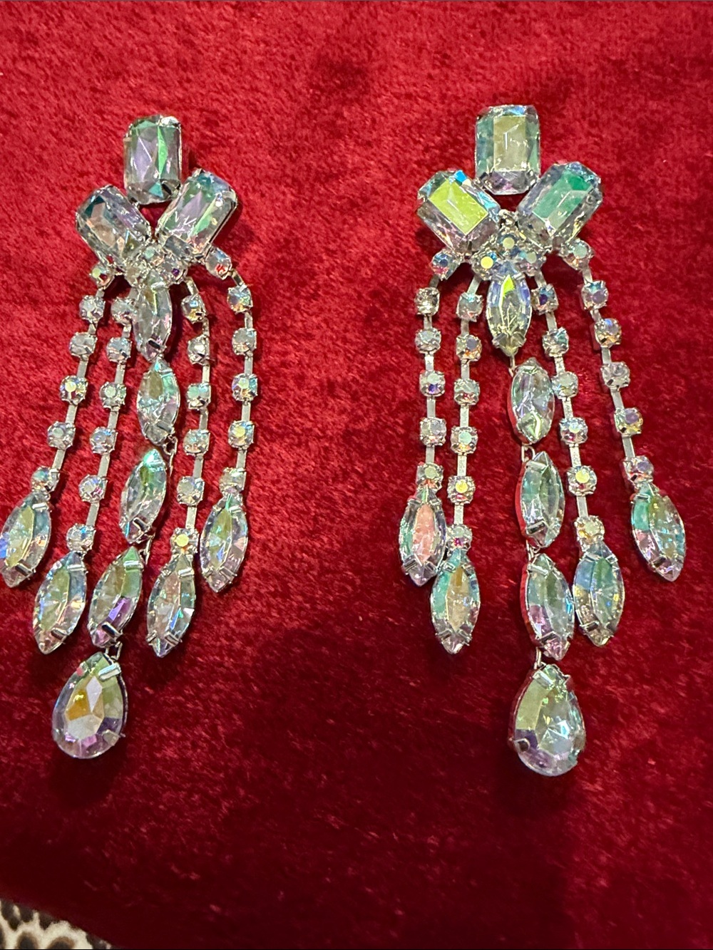 Aurora Crystal Chandelier Drop Earrings - Iridescent acrylic new